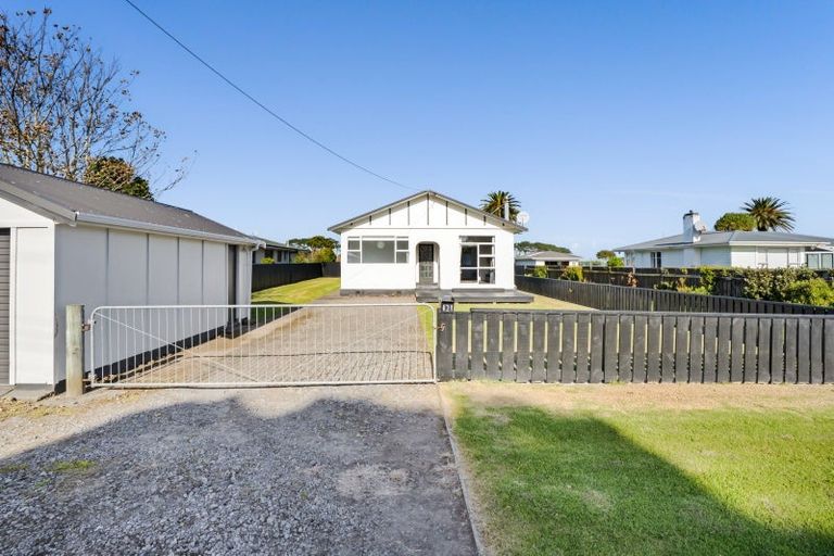 Photo of property in 121 Ihaia Road, Opunake, 4616