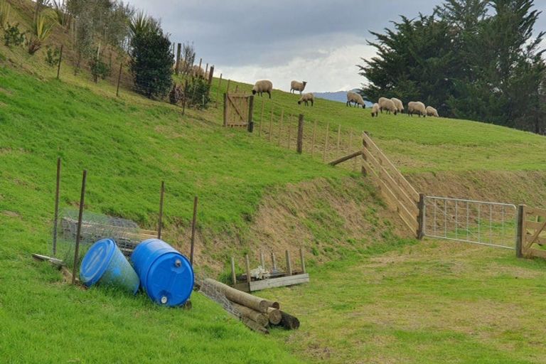 Photo of property in 4 Kendall Road, Maungakaramea, Whangarei, 0178