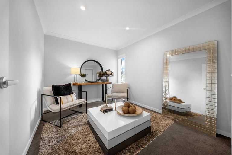 Photo of property in 28a Torkar Road, Clarks Beach, 2122