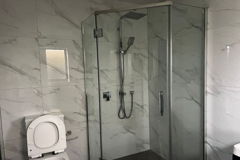 Photo of property in 28b Routley Drive, Glen Eden, Auckland, 0602