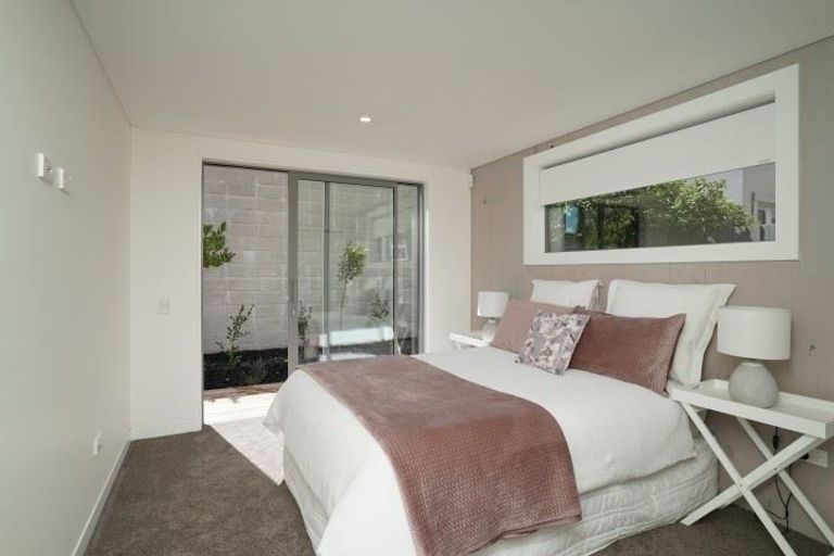 Photo of property in 59 Derby Street, Westport, 7825