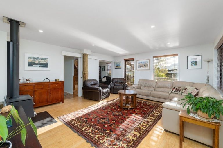 Photo of property in 4 James Drive, Diamond Harbour,  8971
