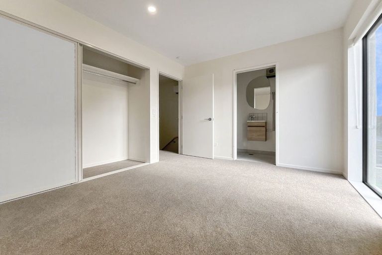 Photo of property in 2/176 England Street, Linwood, Christchurch, 8011