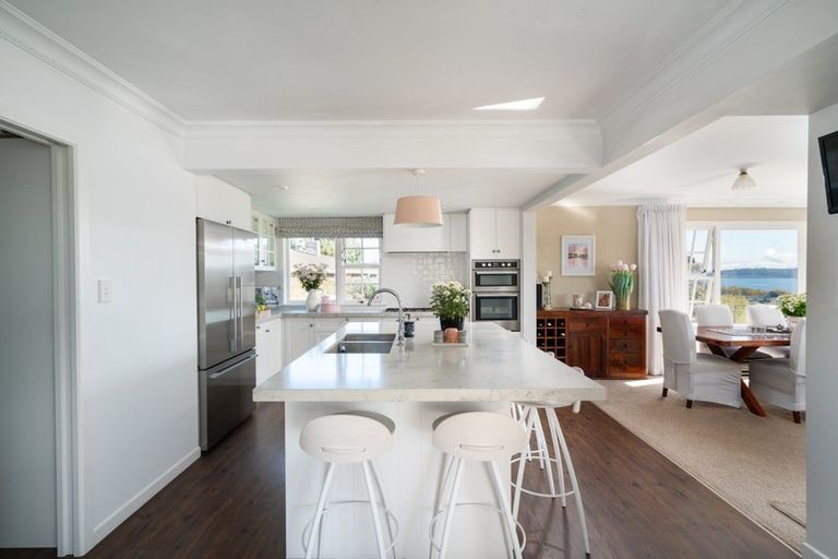 Photo of property in 17 Chesham Avenue, Waipahihi, Taupo, 3330