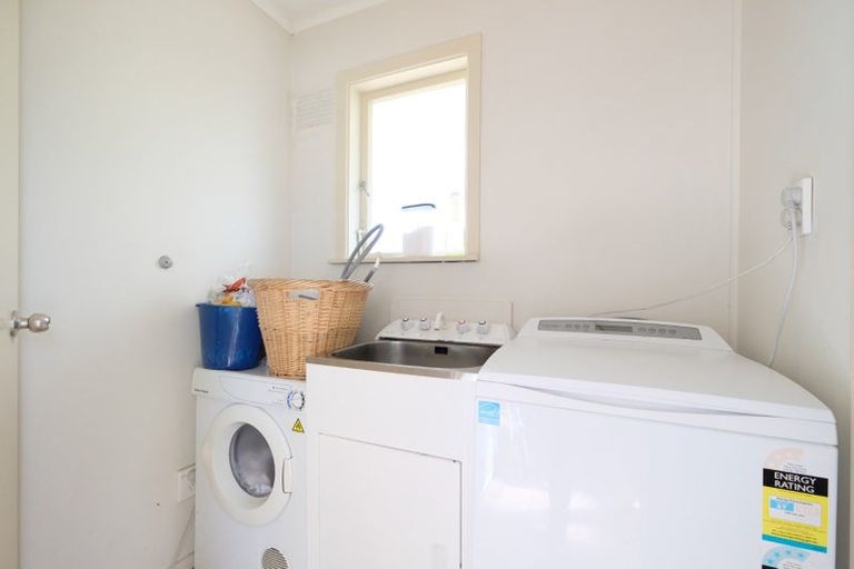 Photo of property in 12 Nield Road, Manurewa, Auckland, 2102