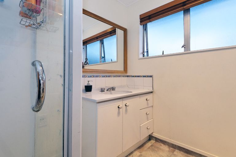 Photo of property in 126 Pooks Road, Ranui, Auckland, 0612