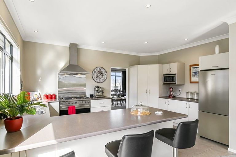 Photo of property in 7 Moston Grove, Churton Park, Wellington, 6037