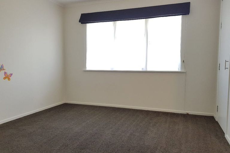 Photo of property in 1/174 Old Wairoa Road, Papakura, 2110