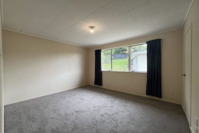 Photo of property in 19 Glenfinn Place, Massey, Auckland, 0614