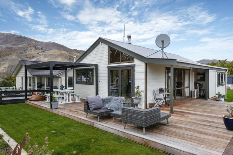 Photo of property in 12 Orient Street, Cromwell, 9310