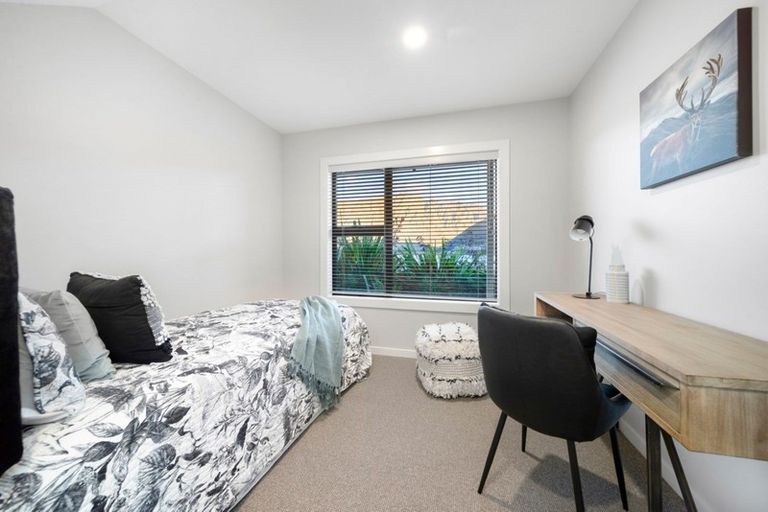 Photo of property in Marina Village, 10/10 Marina Drive, Frankton, Queenstown, 9300