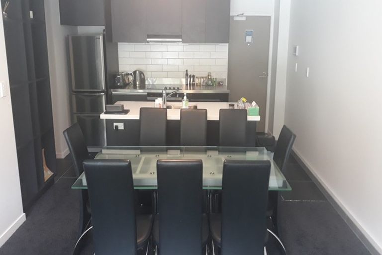 Photo of property in Frame Apartments, 903/111u Molesworth Street, Thorndon, Wellington, 6011