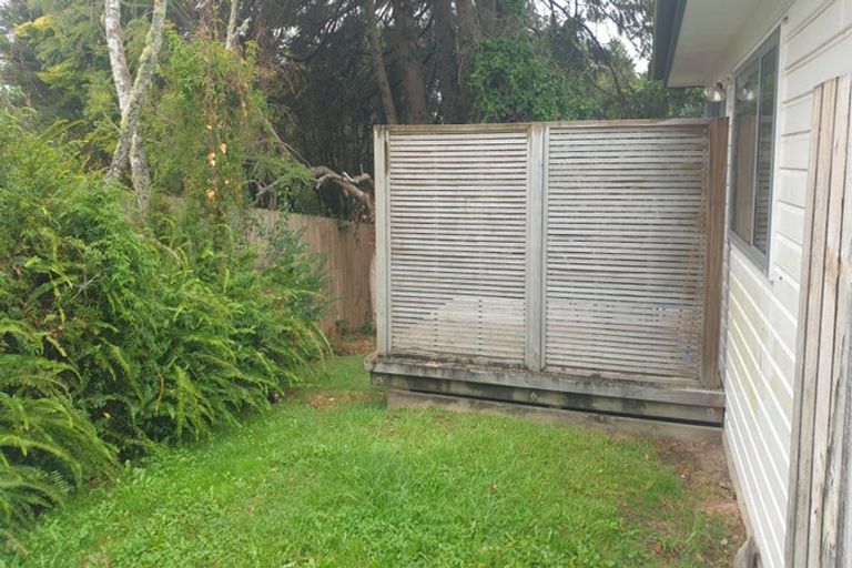 Photo of property in 19 Luanda Drive, Ranui, Auckland, 0612