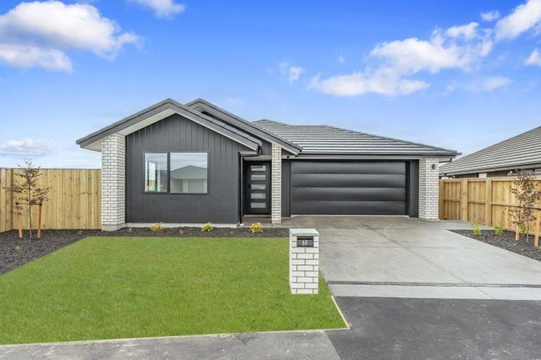 Photo of property in 69 Avanda Avenue, Rolleston, 7615