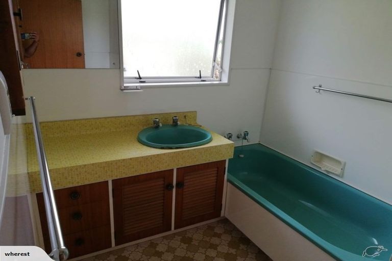 Photo of property in 84 Freyberg Avenue, Tamatea, Napier, 4112