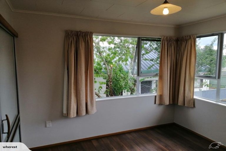 Photo of property in 84 Freyberg Avenue, Tamatea, Napier, 4112