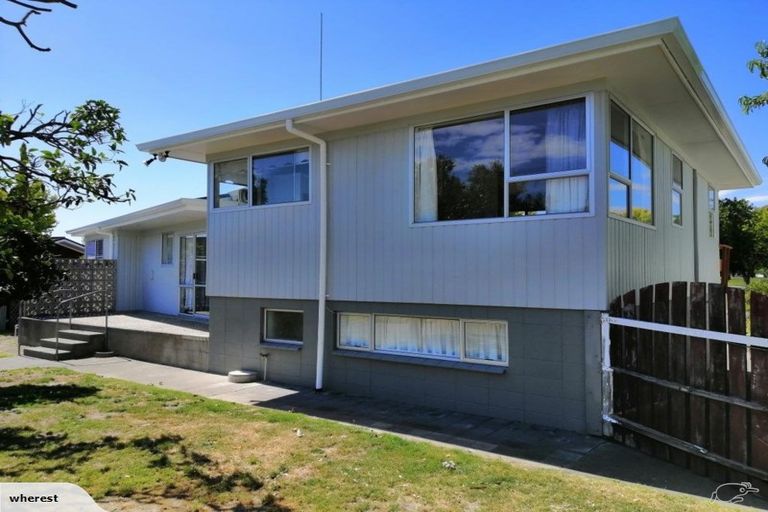 Photo of property in 84 Freyberg Avenue, Tamatea, Napier, 4112