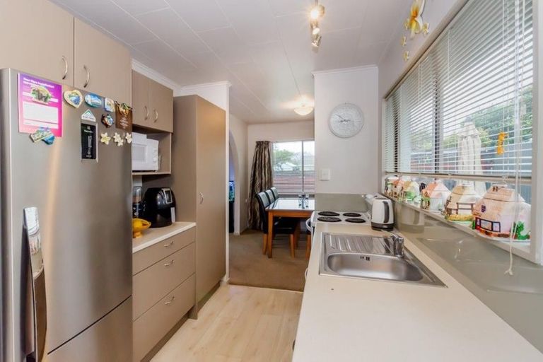 Photo of property in 22 Mahana Road, Paraparaumu Beach, Paraparaumu, 5032