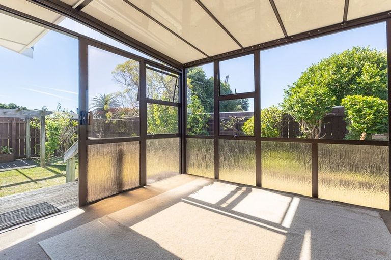 Photo of property in 13a Hadfield Place, Paraparaumu Beach, Paraparaumu, 5032