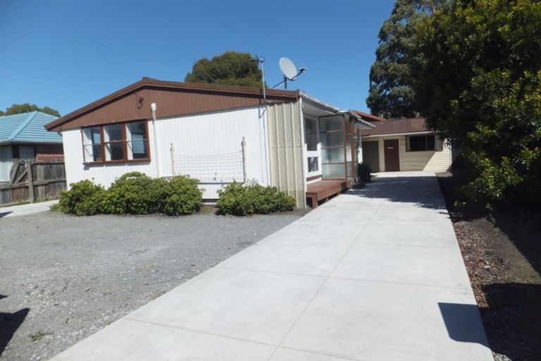 Photo of property in 25 Tensing Place, Sockburn, Christchurch, 8042