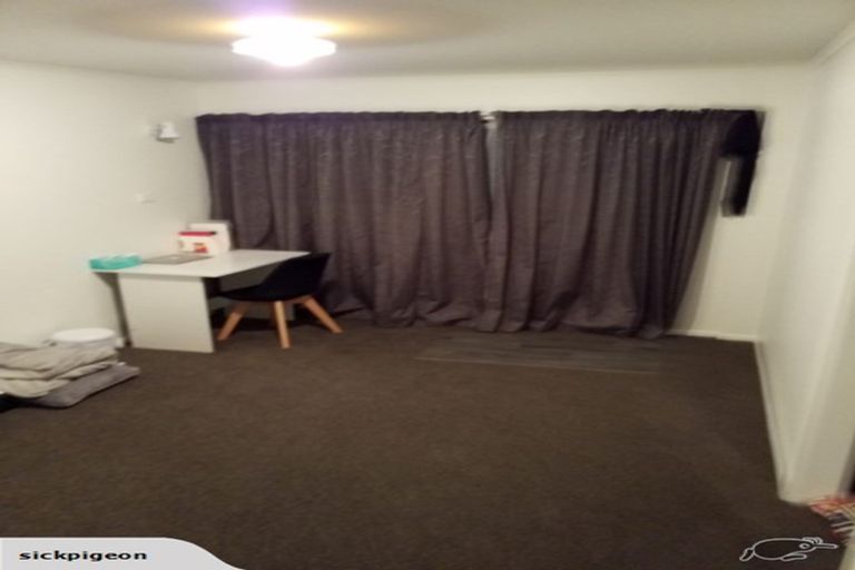 Photo of property in 135 Victoria Street, Cambridge, 3434