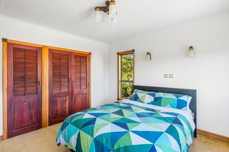 Photo of property in 6 Toi Street, Otaki Beach, Otaki, 5512