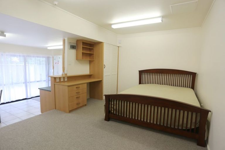 Photo of property in 2/61 Parker Avenue, New Lynn, Auckland, 0600