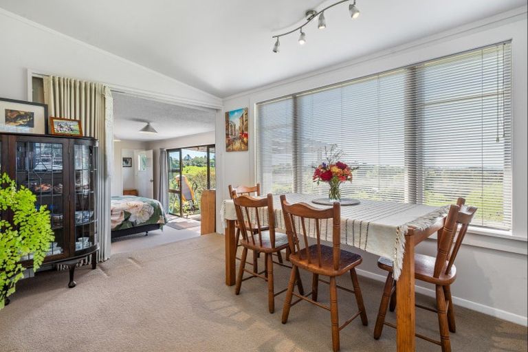 Photo of property in 38 Atkinson Road, Hurworth, New Plymouth, 4371