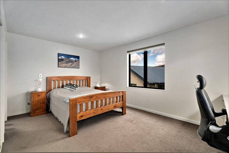 Photo of property in 107b Kings Drive, Wanaka, 9305