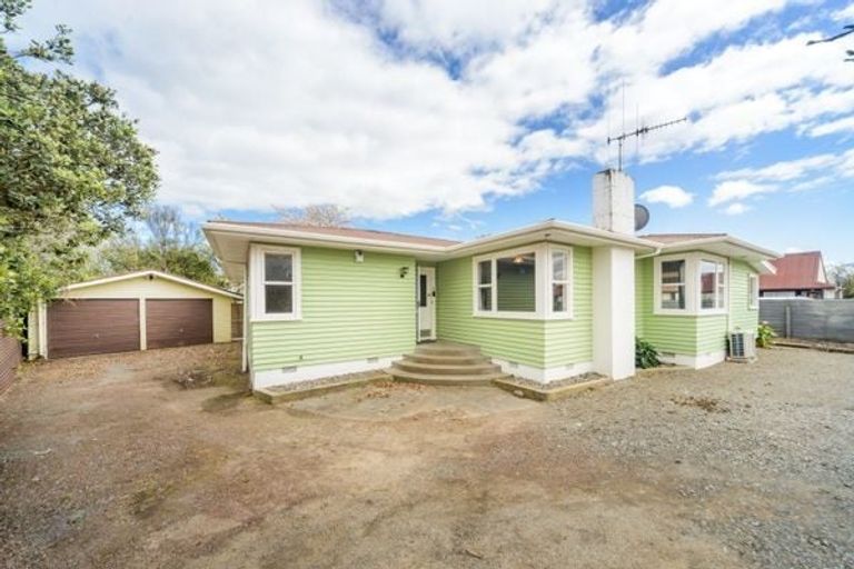 Photo of property in 5 Snowdon Avenue, Terrace End, Palmerston North, 4410