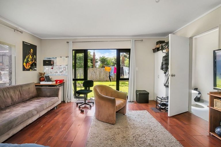 Photo of property in 24 Freda Place, Favona, Auckland, 2024