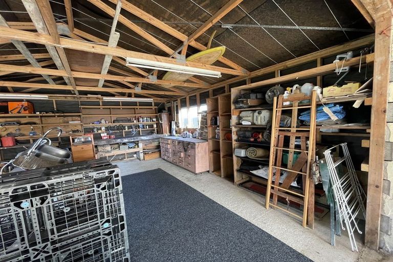 Photo of property in 22 Lyndhurst Street, Westport, 7825