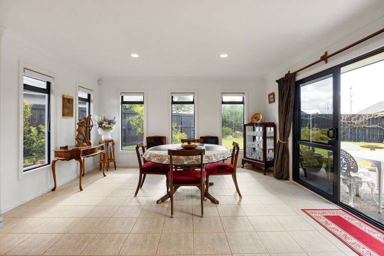 Photo of property in 16 Strathconnan Court, Rototuna, Hamilton, 3210