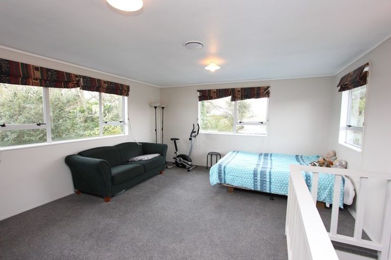 Photo of property in 146 Miranda Street, Stratford, 4332