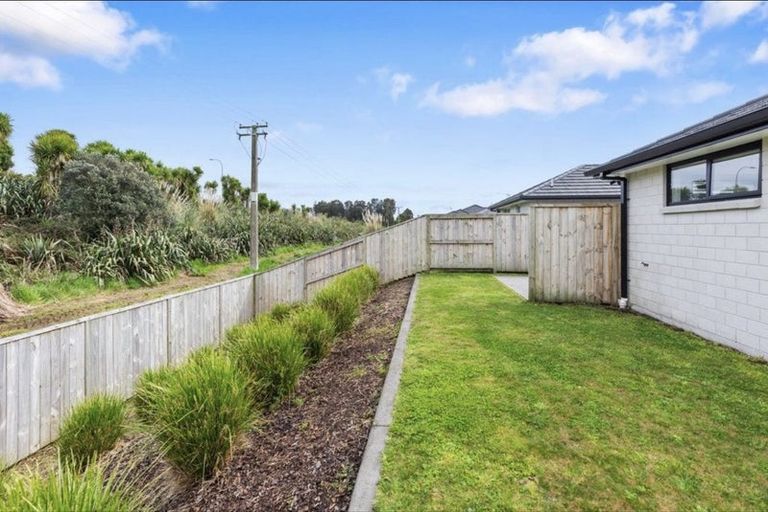 Photo of property in 89 Hills View Drive, Papamoa, 3118