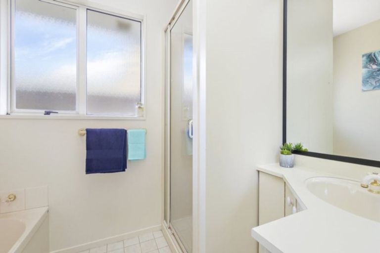 Photo of property in 335 Hendersons Road, Hoon Hay, Christchurch, 8025