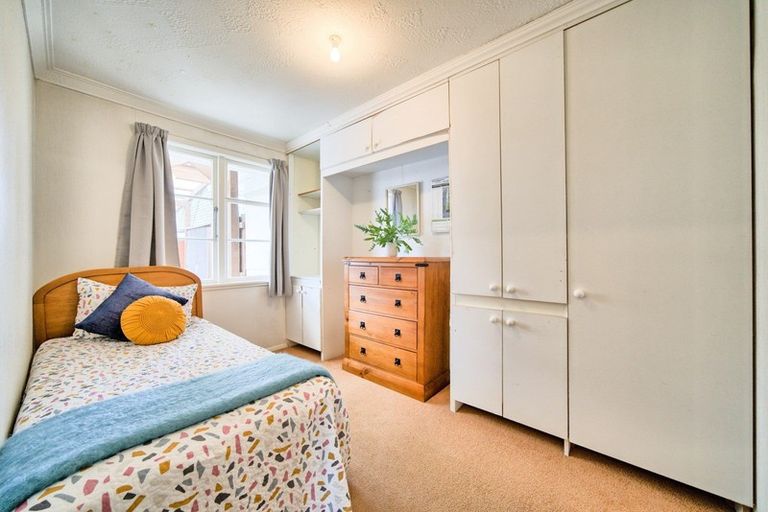 Photo of property in 14ud- Bush Grove, Trentham, Upper Hutt, 5018