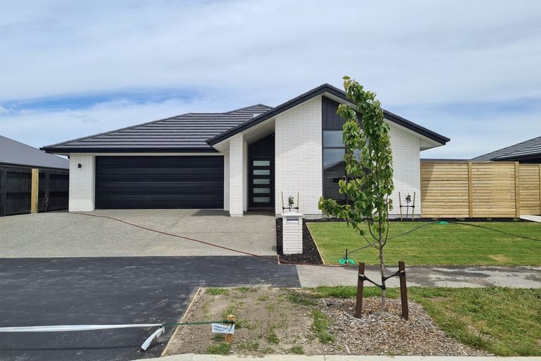 Photo of property in 20 Selfe Crescent, Burwood, Christchurch, 8083