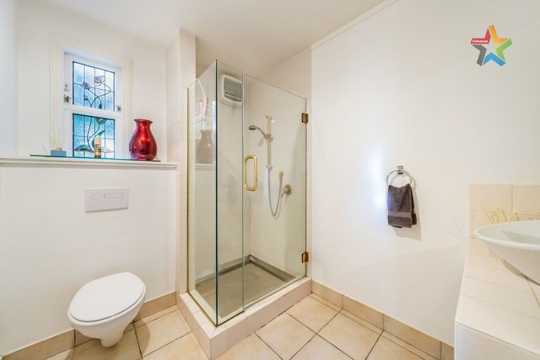 Photo of property in 7 Hinau Street, Woburn, Lower Hutt, 5010