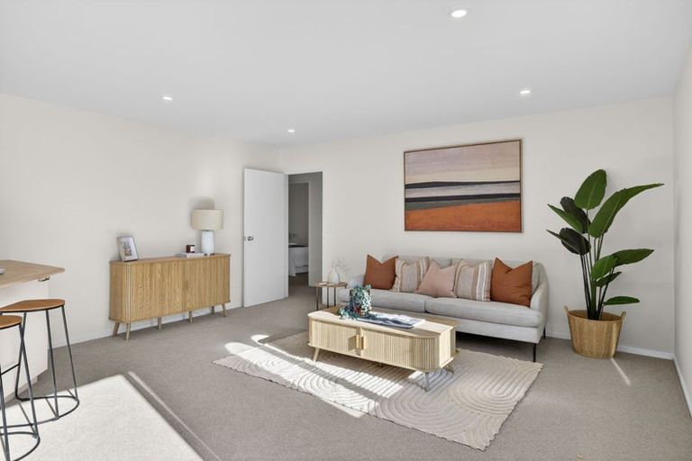 Photo of property in 2/8 Fovant Street, Russley, Christchurch, 8042