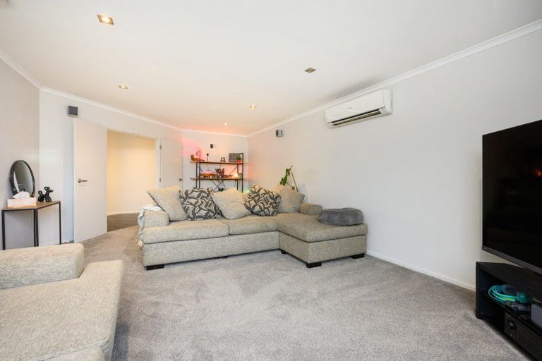 Photo of property in 24 Branigan Parade, Kelvin Grove, Palmerston North, 4414