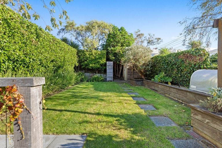 Photo of property in 54 Majoribanks Street, Mount Victoria, Wellington, 6011