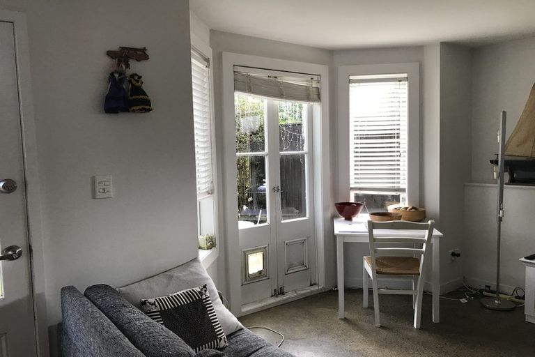 Photo of property in Fitzroy Flats, 7a Fitzroy Street, Feilding, 4702
