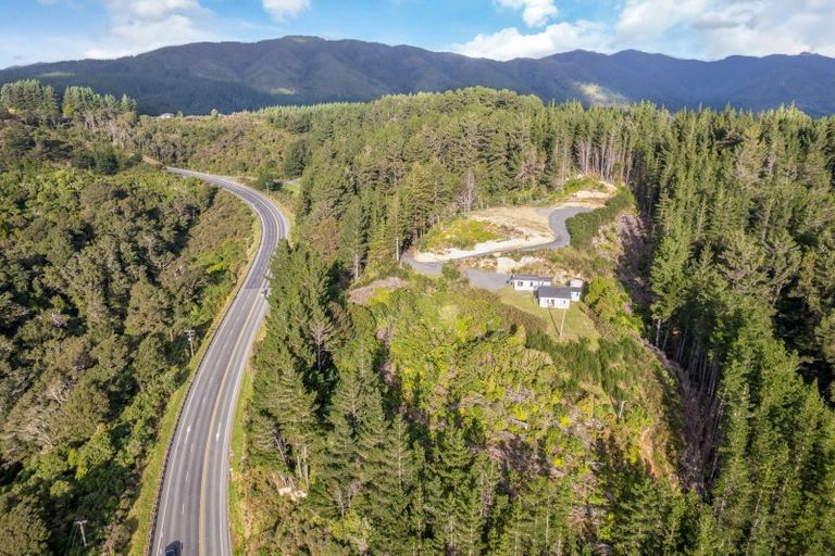 Photo of property in 1220 State Highway 2, Kaitoke, Upper Hutt, 5018