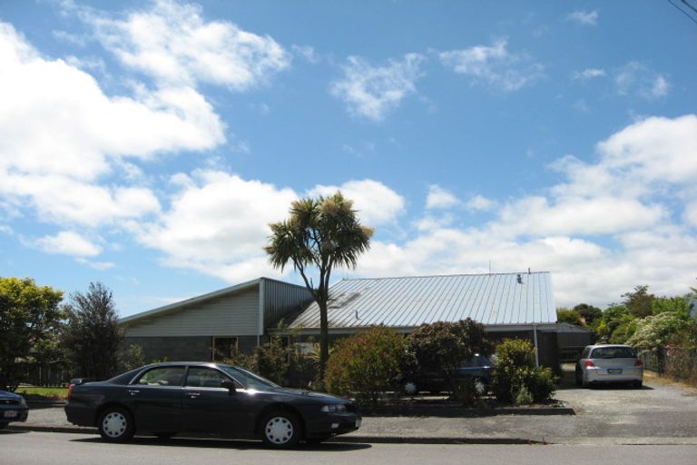 Photo of property in 147 Derby Street, Westport, 7825