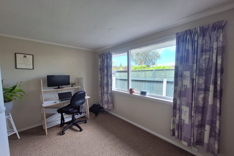 Photo of property in 25 Yardley Street, Avonhead, Christchurch, 8042