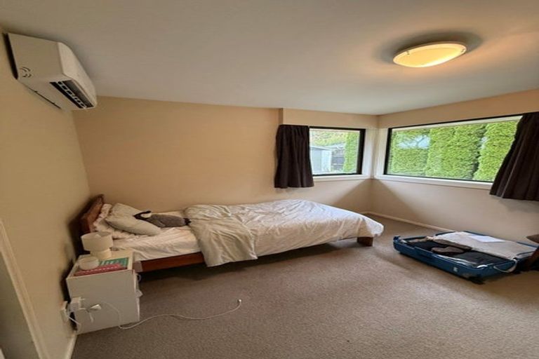 Photo of property in 15 Highland Place, Avonhead, Christchurch, 8042