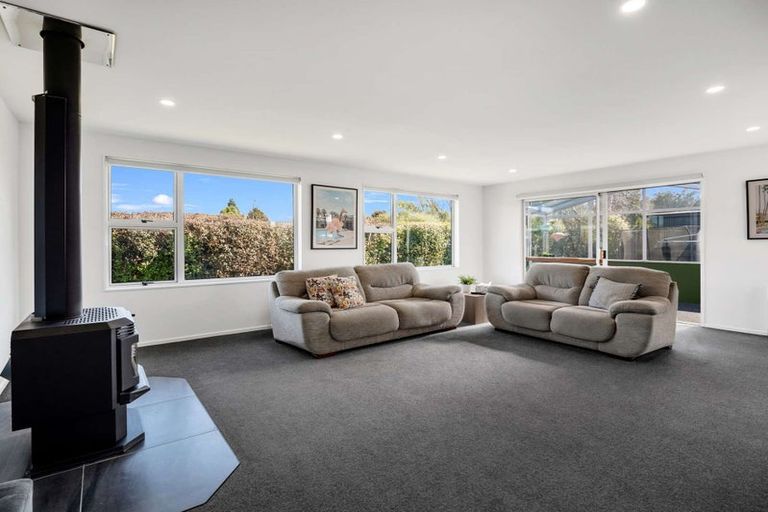 Photo of property in 23 Charles Street, Weston, Oamaru, 9401