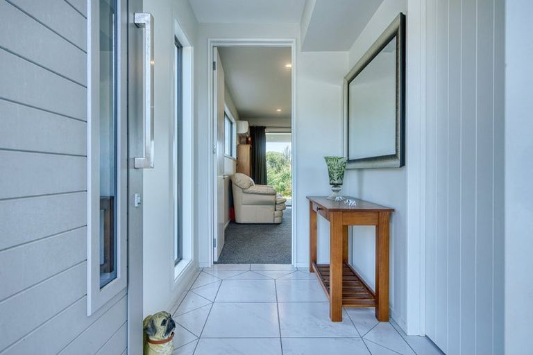 Photo of property in 91 Beach Road, Kakapotahi, Ross, 7885