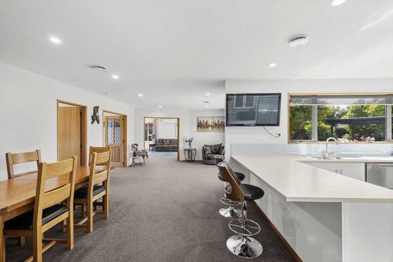 Photo of property in 71 Roydon Drive, Templeton, Christchurch, 8042